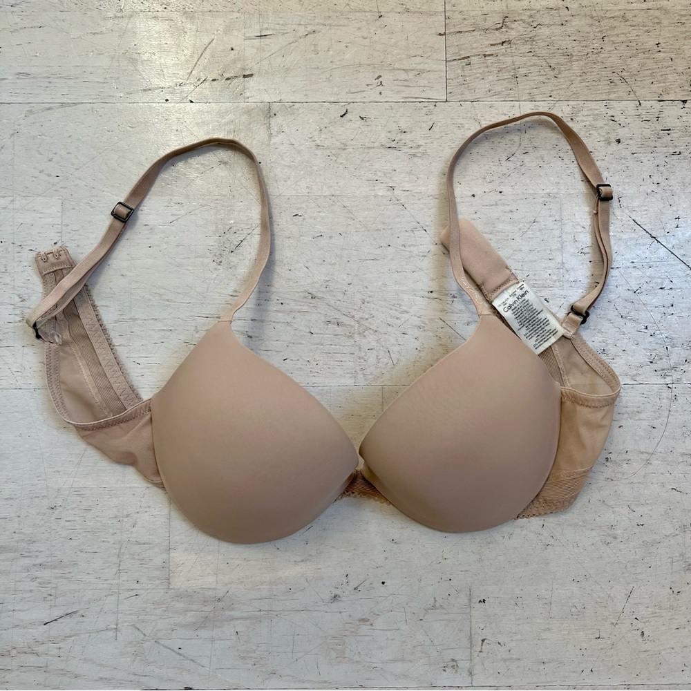 Calvin Klein Nude Pushup Bra 34C